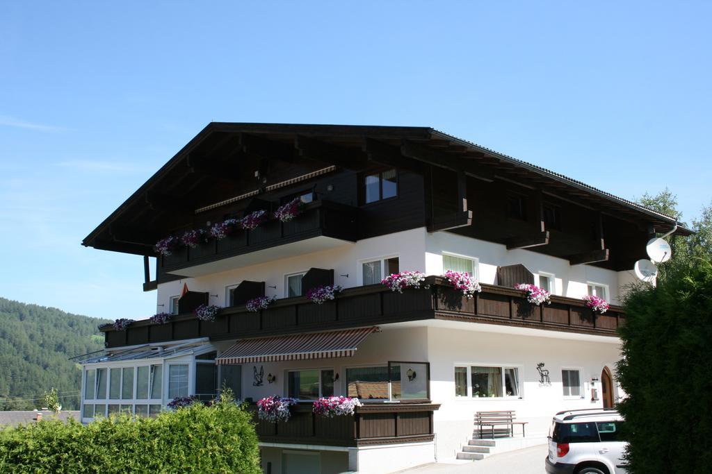 Hotel Haus Hubertus Mieders Zewnętrze zdjęcie