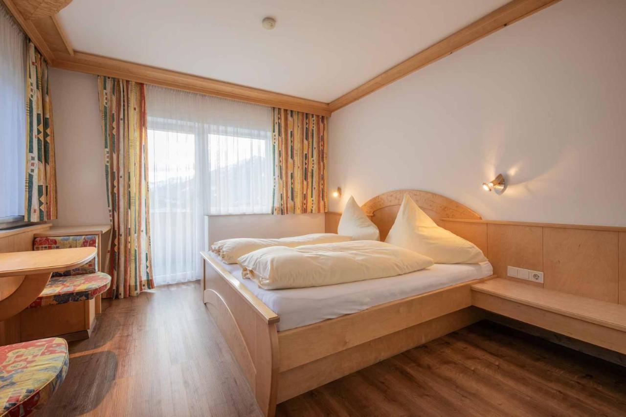 Hotel Haus Hubertus Mieders Zewnętrze zdjęcie