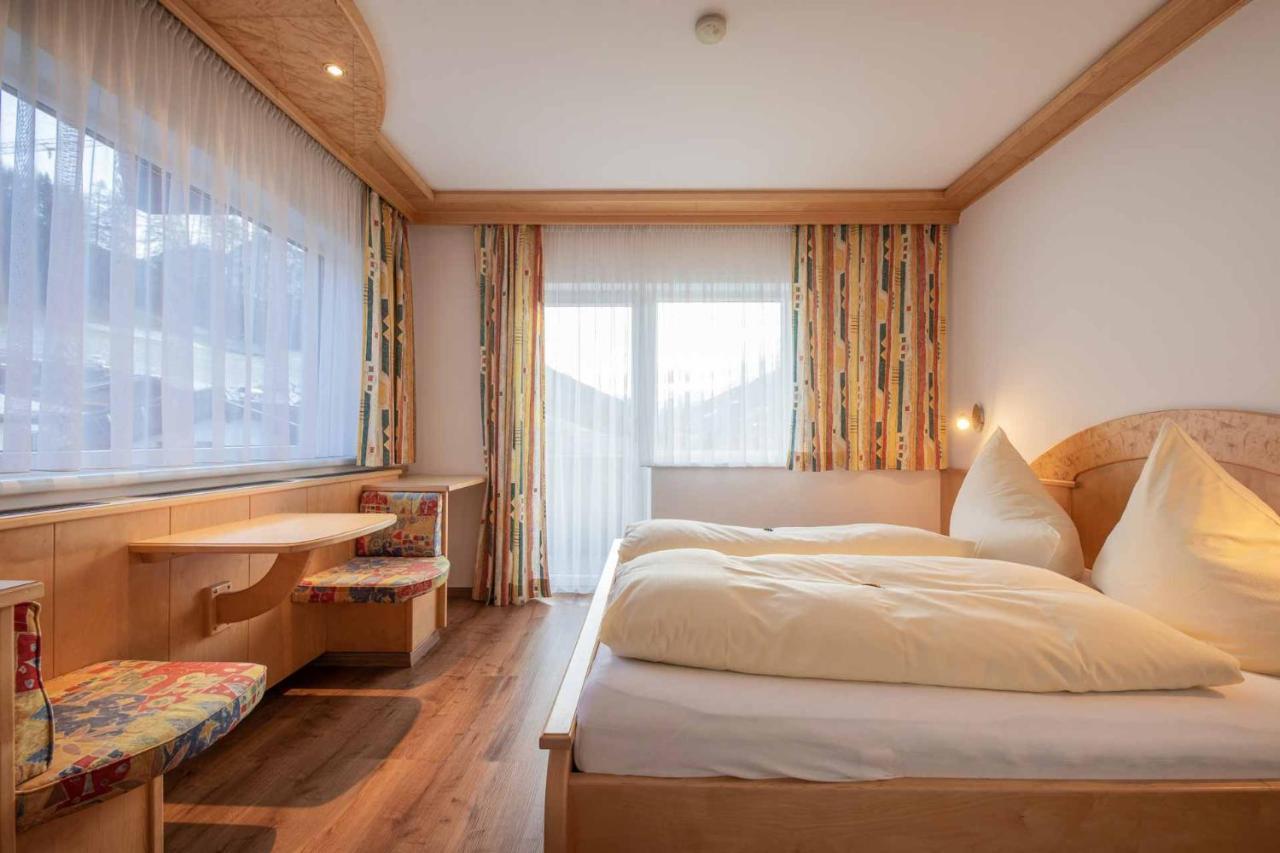 Hotel Haus Hubertus Mieders Zewnętrze zdjęcie